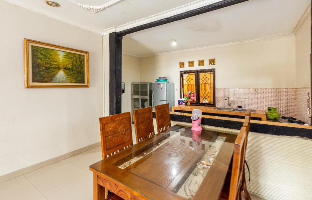 Villa Anjung Balak Cisarua Exterior foto